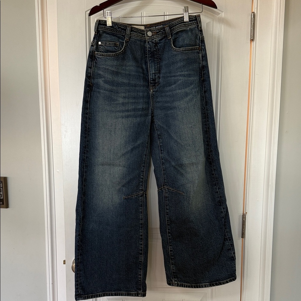 Pilcro Barrel Jeans size 27 EUC